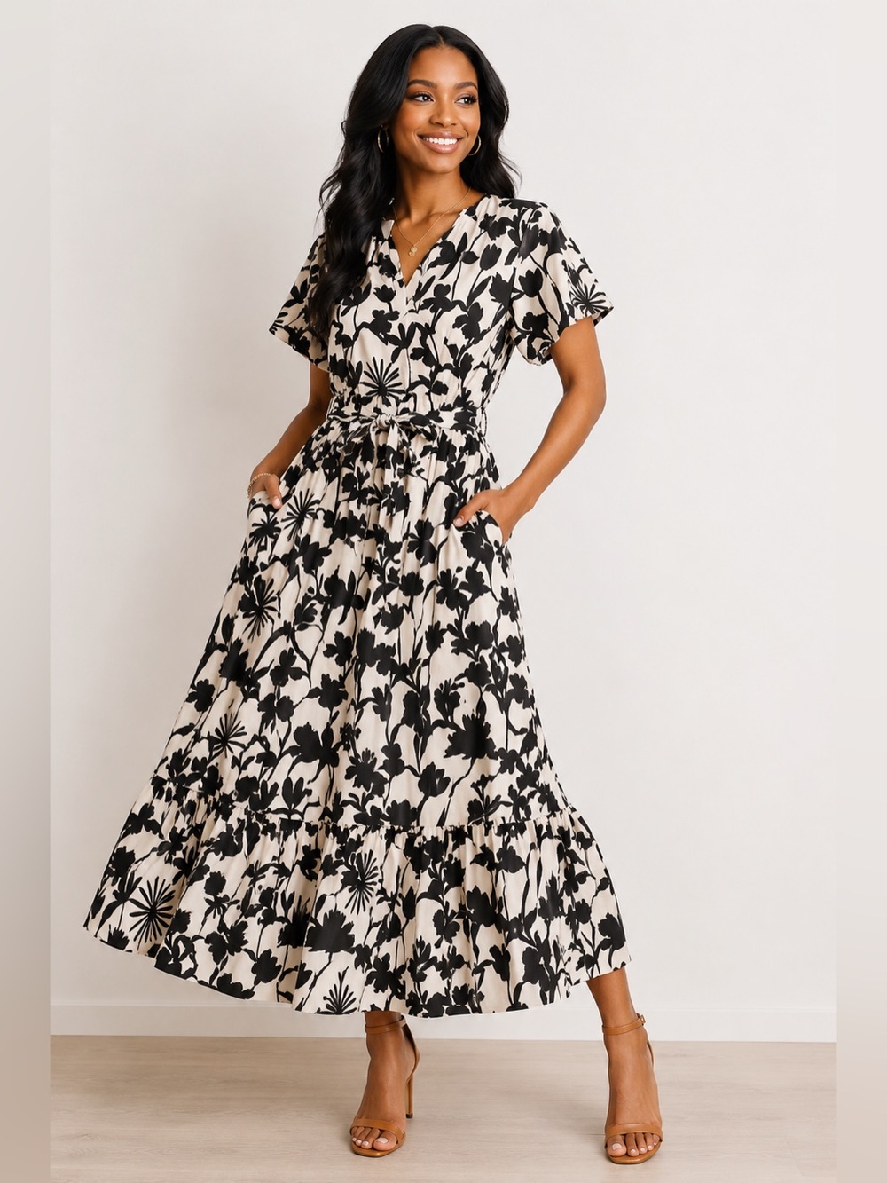 Ivy City Co Black and White Floral V-Neck Tie-Waist Maxi Dress M